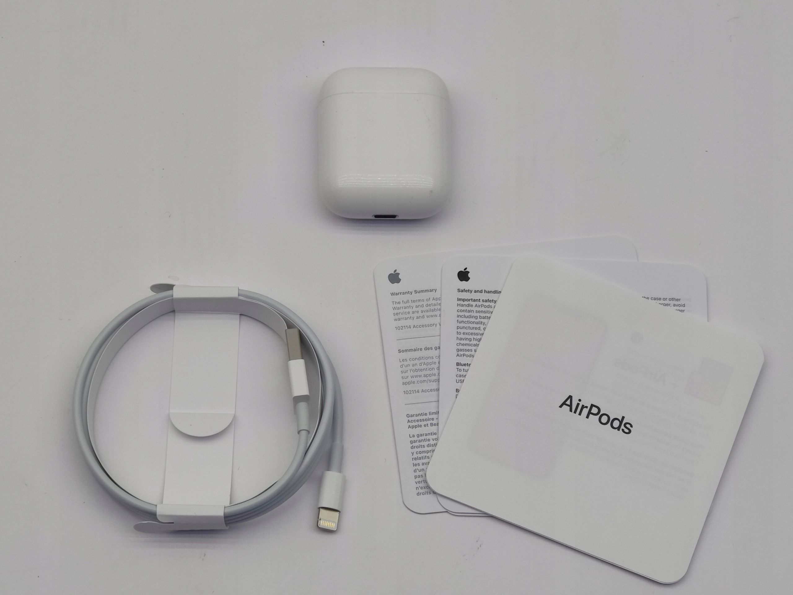 Słuchawki bezprzewodowe douszne Apple AirPods II