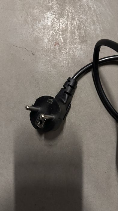 Бесперебійник акамулятор