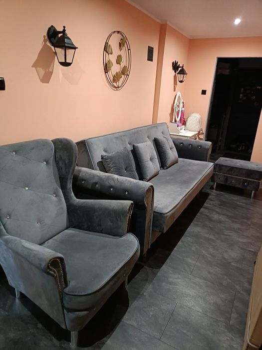 Sofa rozkładana+fotel uszok+pufa z pojemnikiem