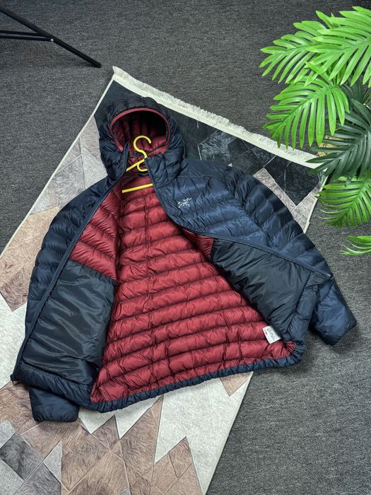 Пуховик Arcteryx размер М - Л куртка осень - зима