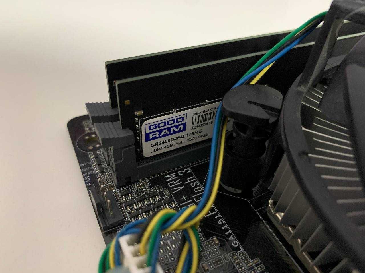 Комплект s1151 Intel Core i3 7100,Asus H110M-R,8gb DDR4