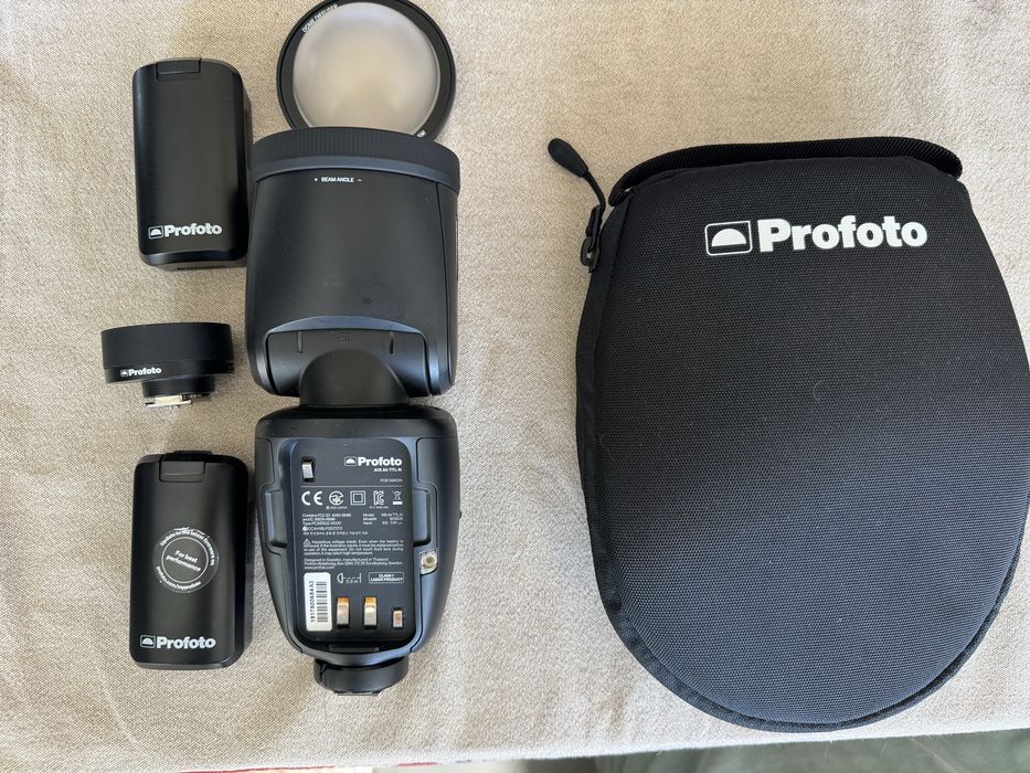 Vendo Profoto A1x Air TTL Nikon c/ muitos extras
