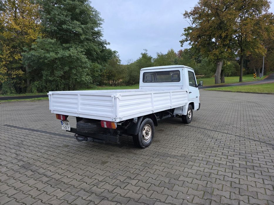 Mercedes MB100D niski przebieg,bez korozji,zadbany
