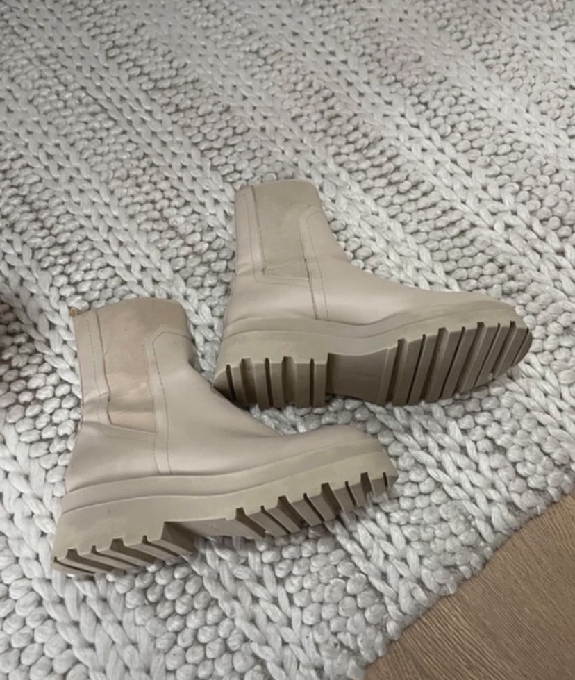 Botas Stradivarius 37