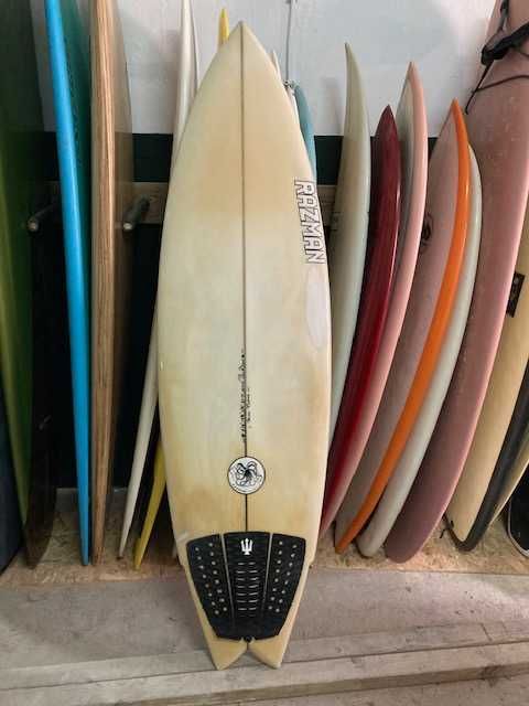 Prancha Surf Board 5,10 Razman