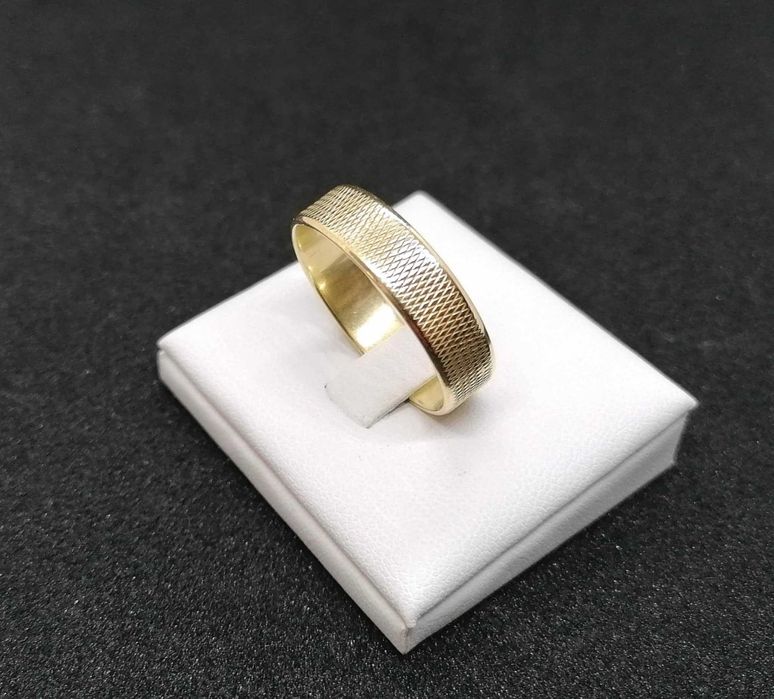 Złota obrączka próby 585 - 6,33g (Rozmiar 31)