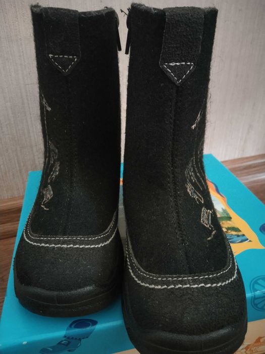 Зимові чобітки, черевики, сапоги, валенки котофей