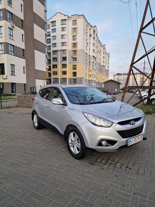 Продам або обміняю на бус