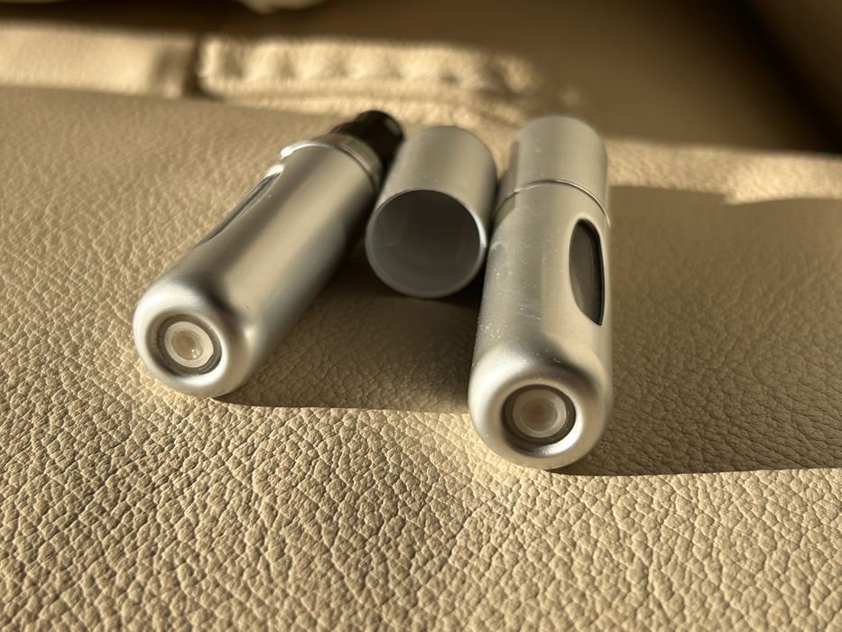 Pojemnik podróżny na perfumy - 2 sztuki