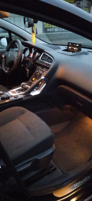 Пежо 3008 2.0 дизель/електро 147kw