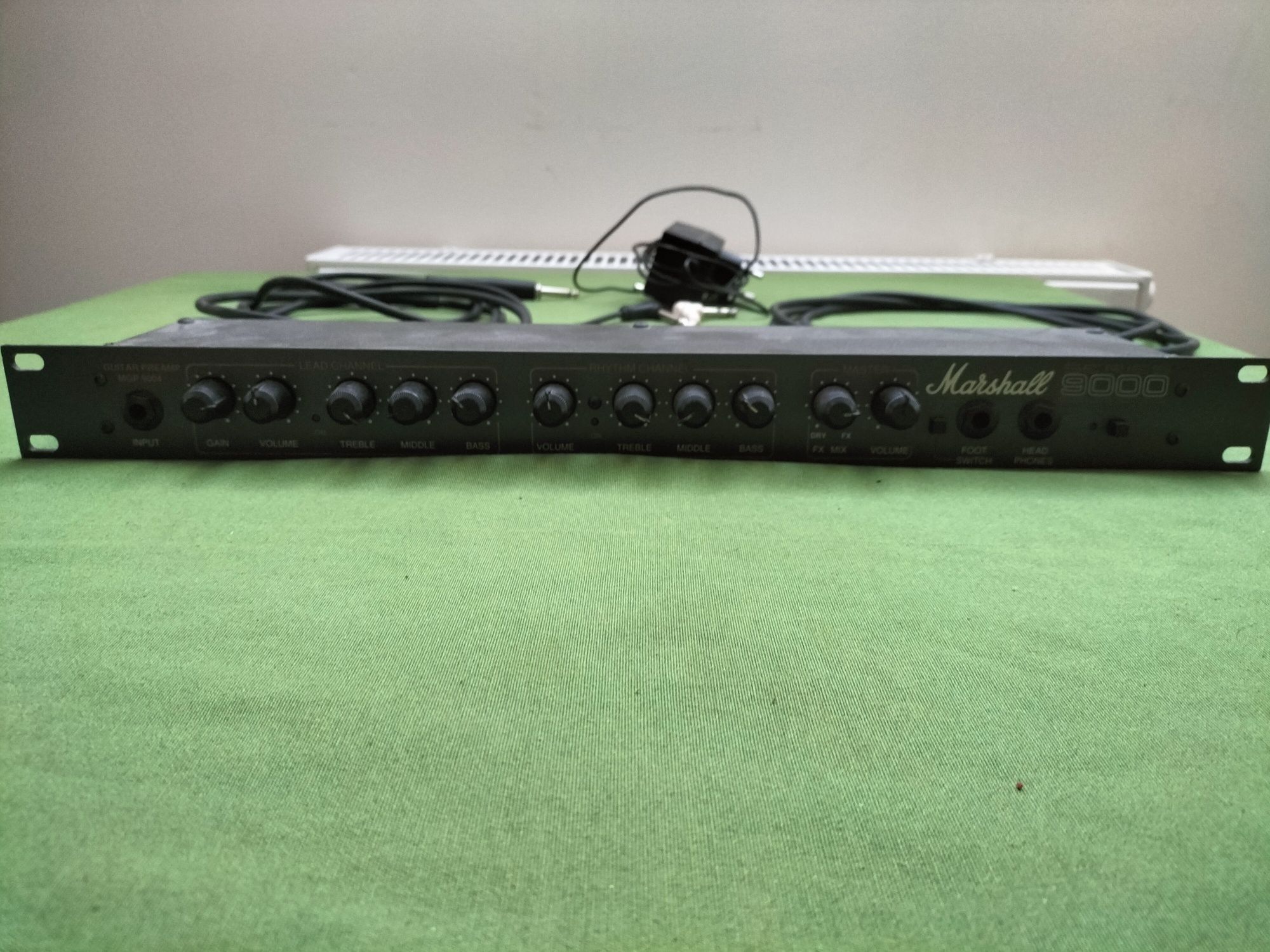 Preamp Marshall MGP 9004 kable