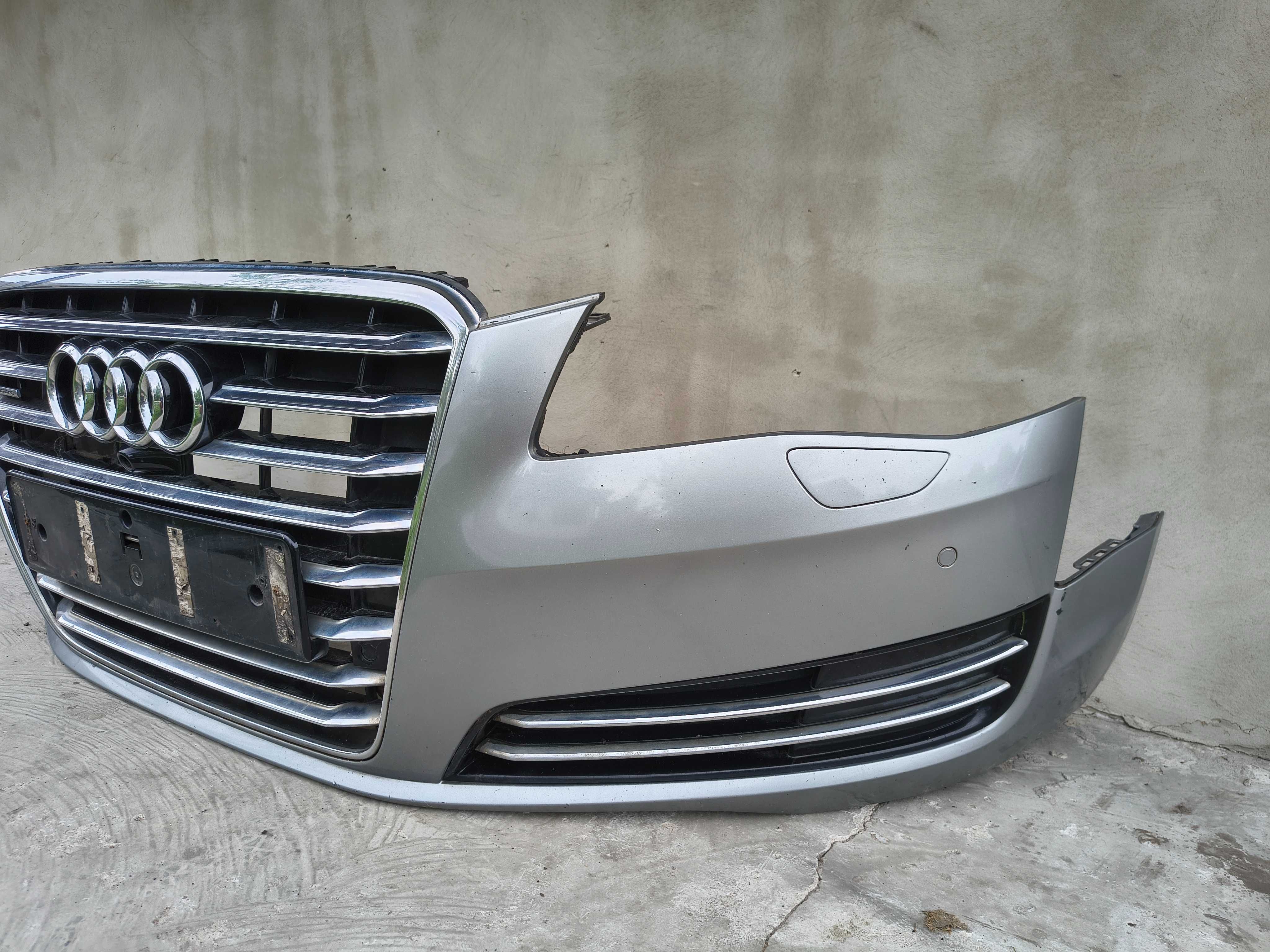 Zderzak przód  przedni  Audi A8 D4 LY7G