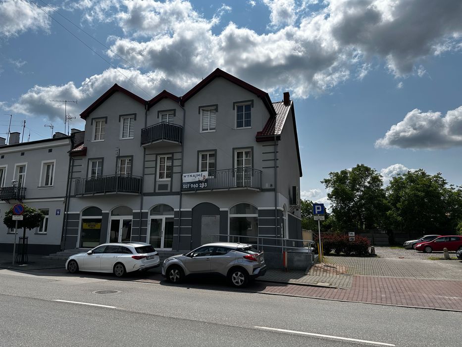 Loka usługowo-handlowy w centrum Skierniewic