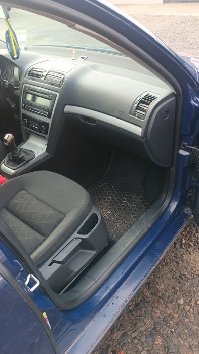 Продам економну шкоду в хорошому стані