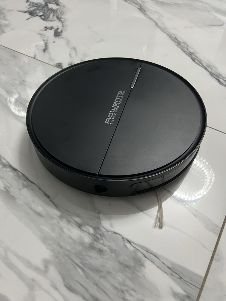 Миючий Робот пилосос Rowente Explorer 60