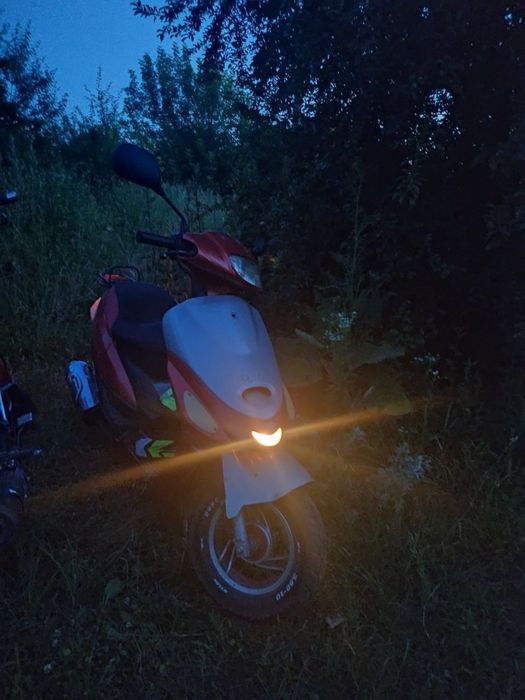 Продам скутер Viper Wind по деталям