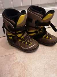 Buty snowboardowe 42 = brązowo-żółte