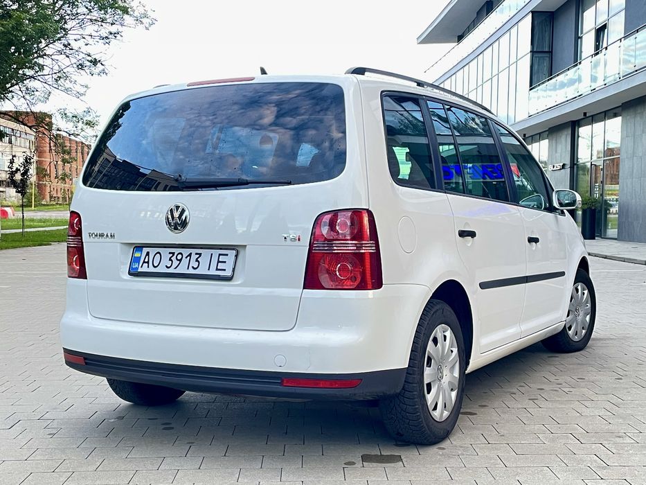 Volkswagen Touran 1.4tsi АКПП