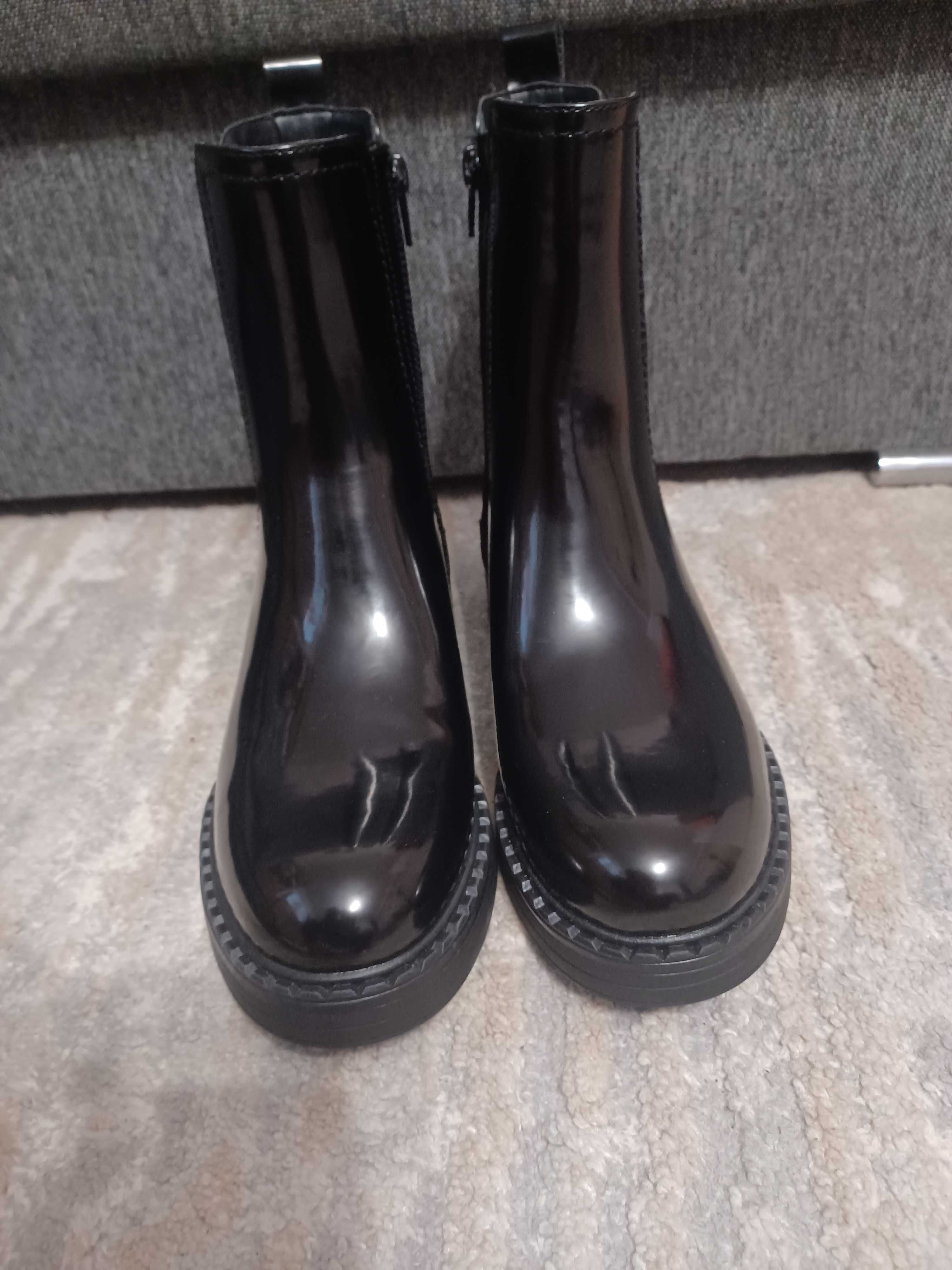 Botki, nowe, r.36, Deichmann