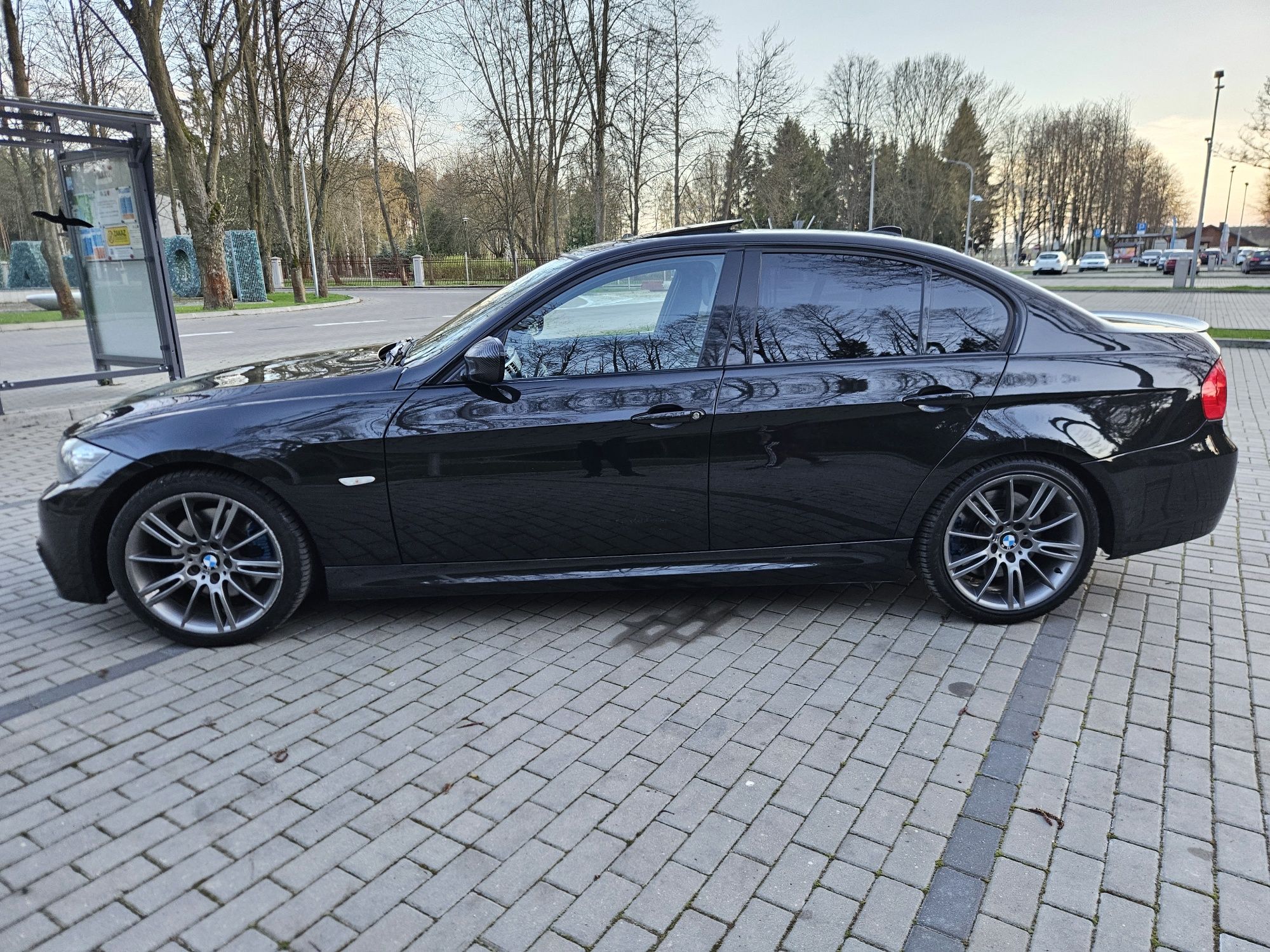 BMW_E90_330D_2011r_Mpakiet_Edition_Full opcja