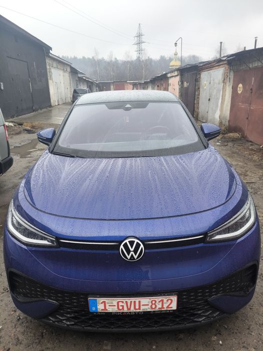 Aвтомобіль Wolwagen ID5 PRO
