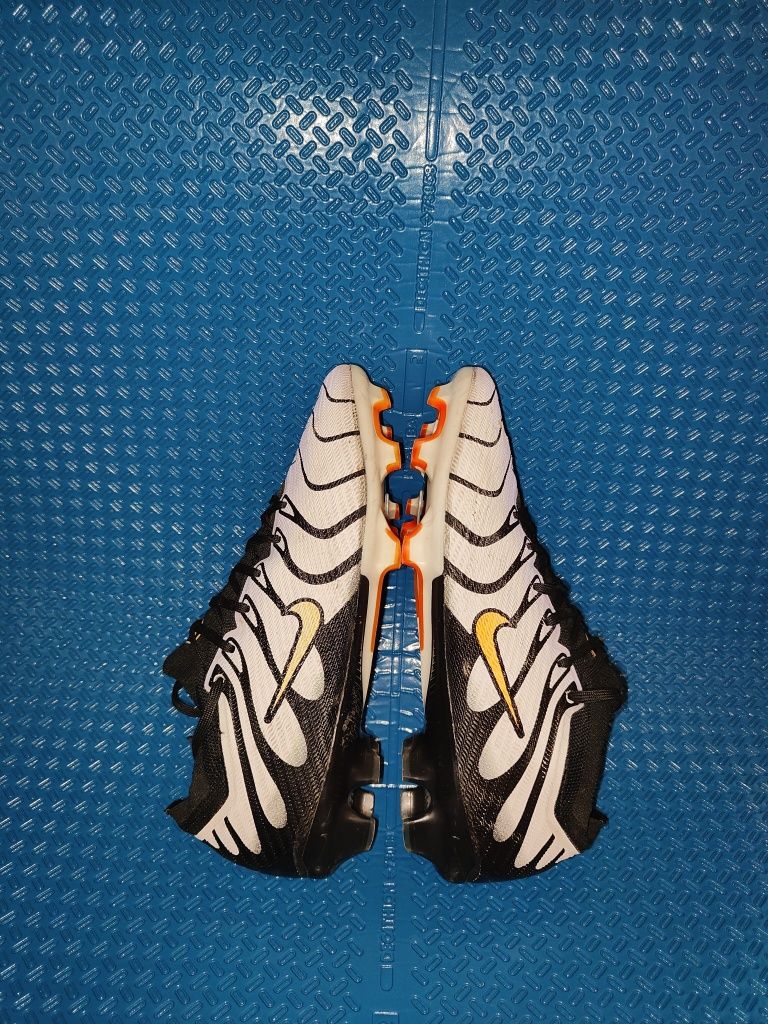 Бутси,копочки Nike Air Zoom Mercurial Vapor  41р 26см
