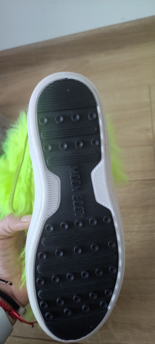 Moon Boot zamszowe