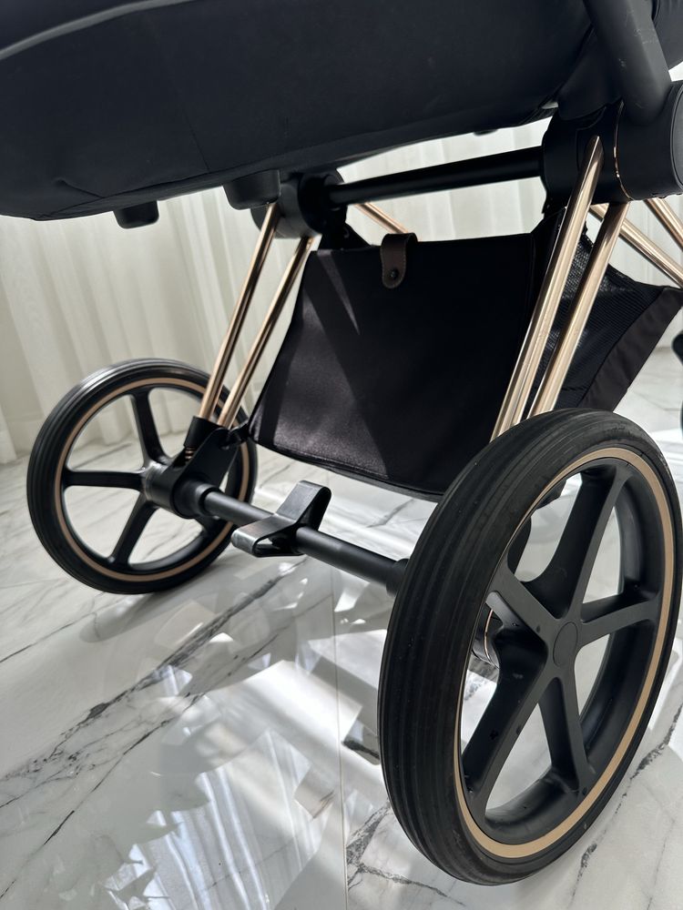 Cybex Priam lux Black 2в1 Rose Gold 3.0