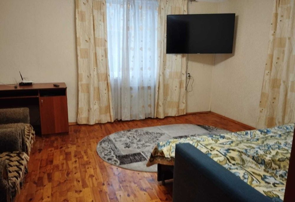 Оренда будинку на Київській