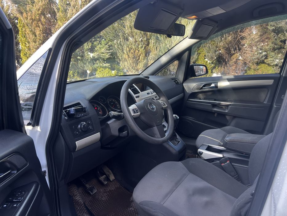 Opel Zafira рестайл 1.7 дизель 2008р