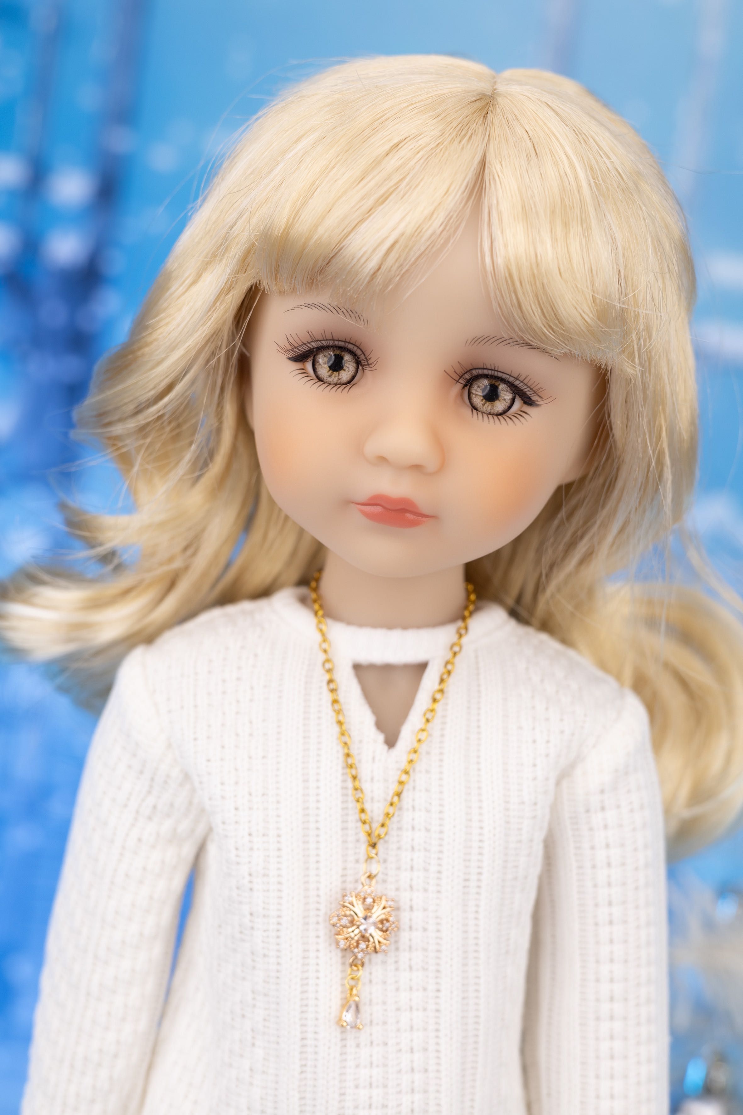 Хлоя від Ruby Red Fashion Friends