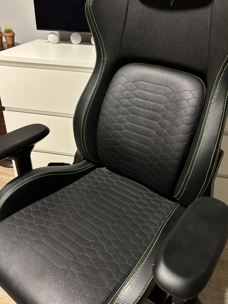 Fotel gamingowy Razer Iskur jak nowy