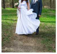 Свадебное платье + фата + свадебная заколка