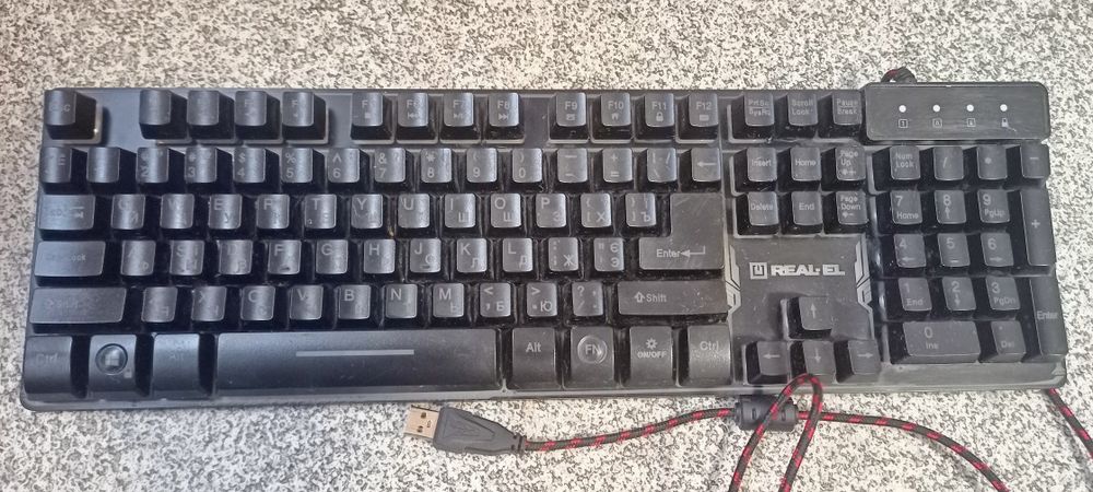 Игровая клавиатура Real-El 8700