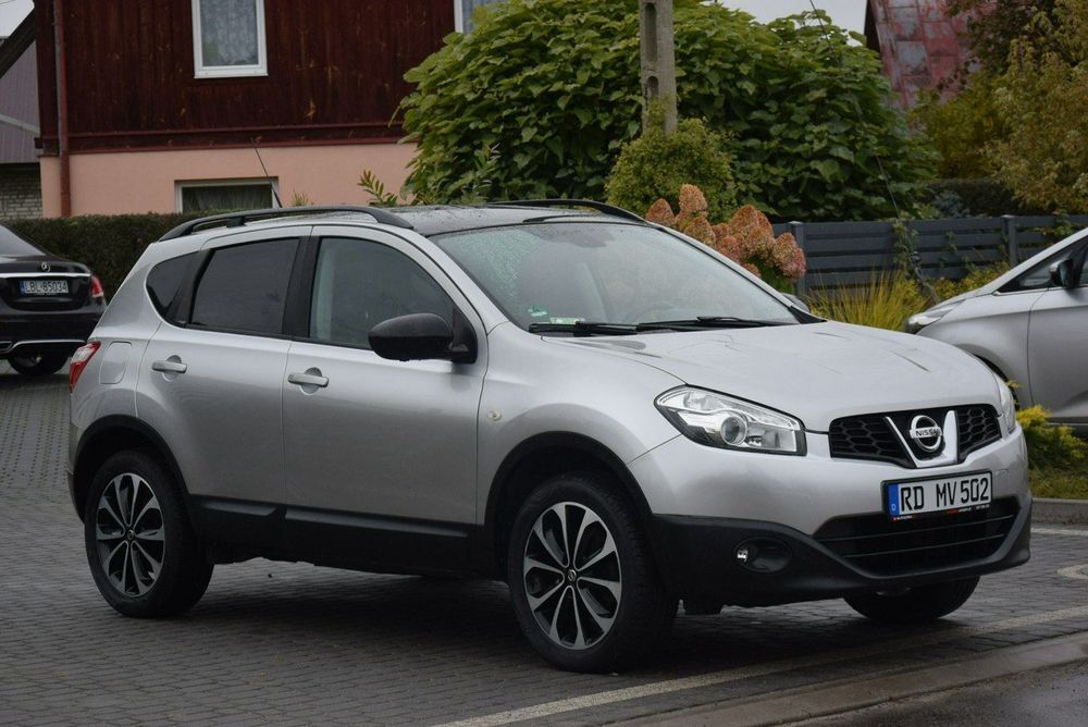 Nissan Qashqai 2.0B Automat/ Navi/ Kamera 360/ Sprowadzony/ Opłącony