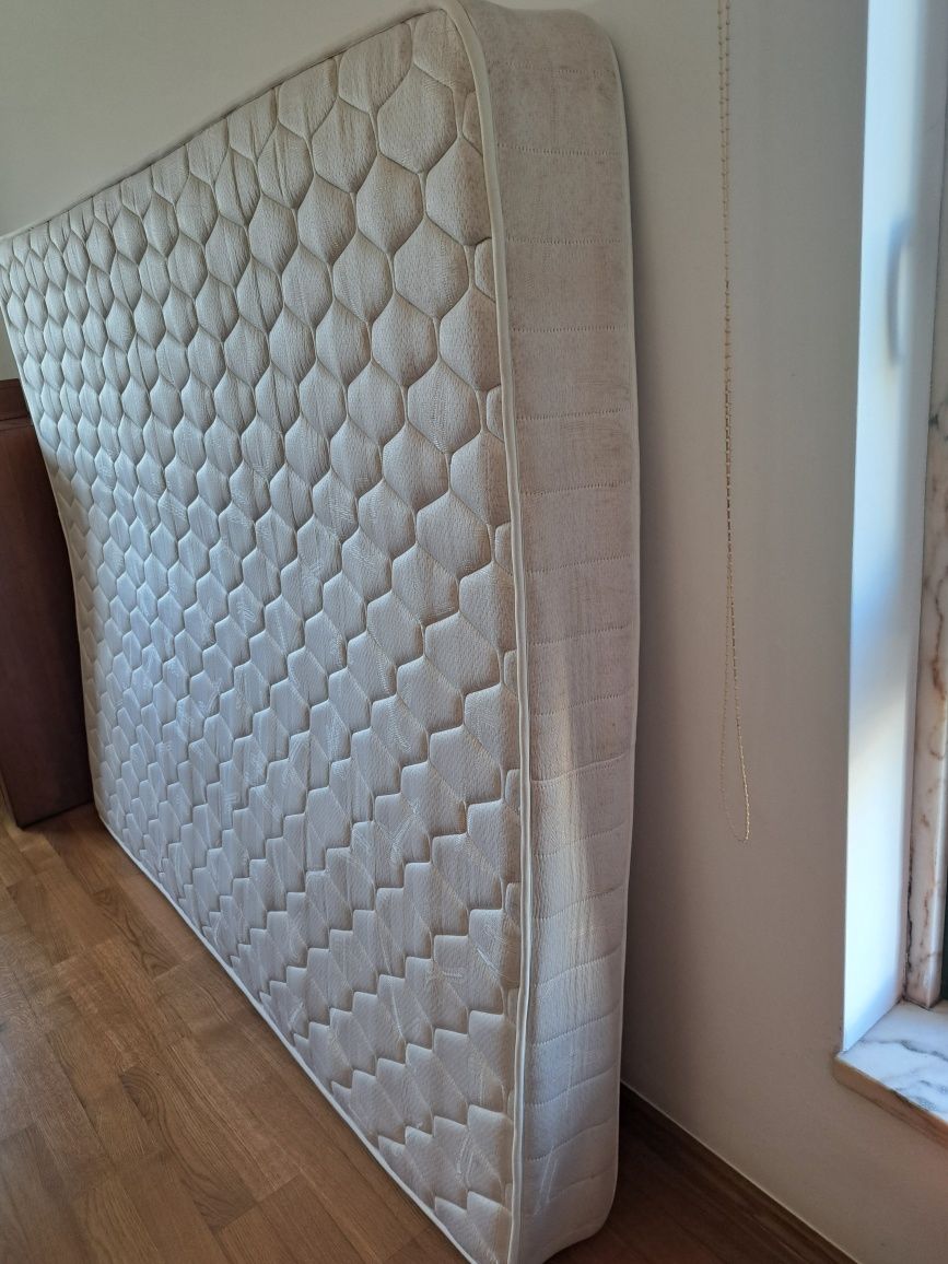 Colchão 160 cm x 195 cm