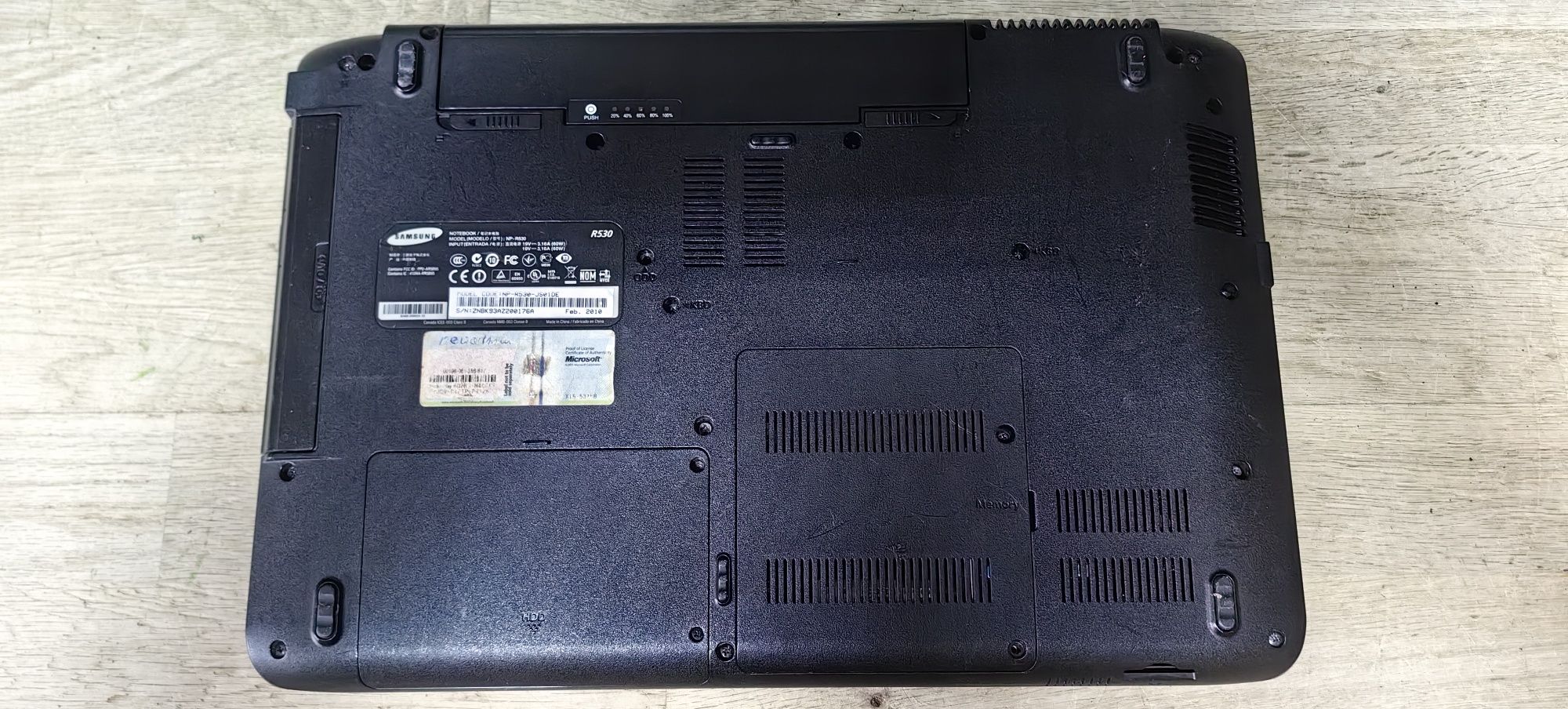 Ноутбук Samsung NPR530//Pentium T4400/Ram 4Gb/HDD 320Gb /Video 512Gb 3
