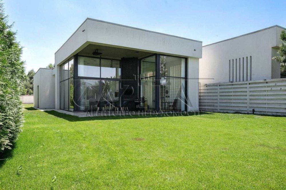 Продаж будинку 250м2, с. Лісники, Обухівський р-н