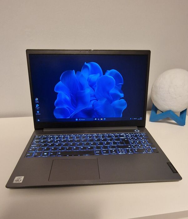 ThinkBook 15I i5 1035G4 8 GB  256 SSD 15,6 W11-Office Pro Plus