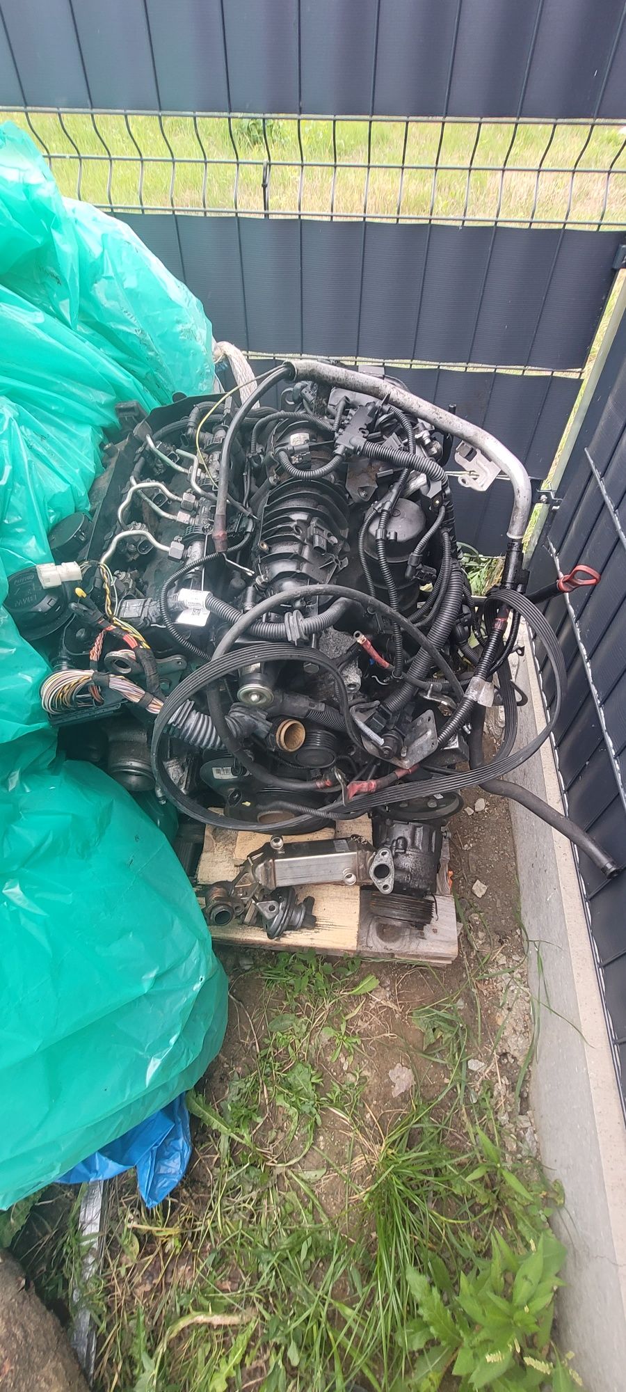Silnik BMW X3 E83 2.0D N47 120 – uszkodzony kompletny