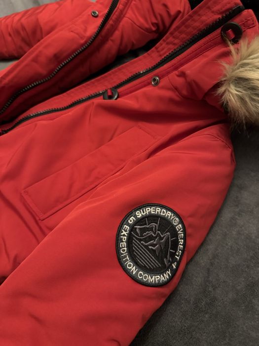 Kurtka zimowa parka damska czerwona Superdry rozmiar 36