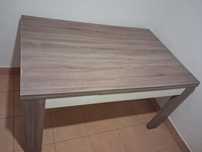 Mesa de jantar extensível