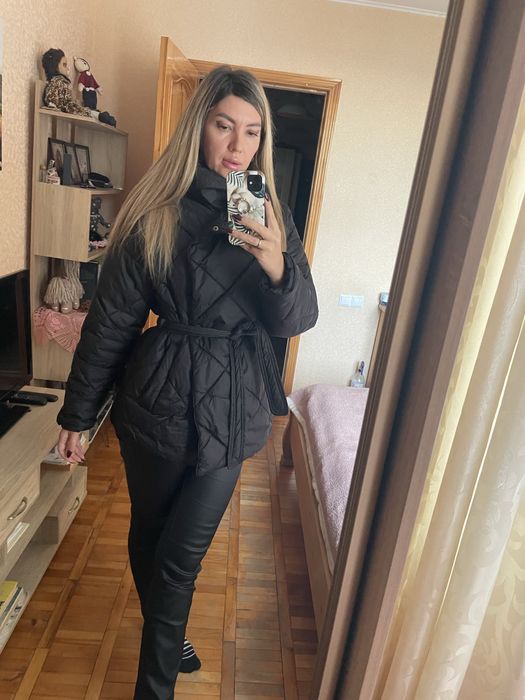 Продам куртку жіночу демісезонну