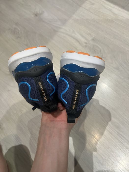 Asics чоловічі 44