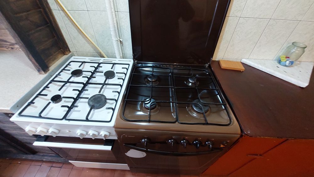 Продається кімната з ремонтом в гуртожитку  по вул. Д. Білоконя.