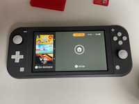 Nintendo Switch Lite + Bolsa Nintendo + SD 128Gb + 3 Jogos