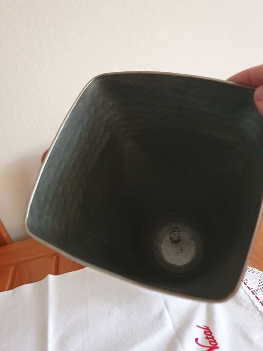 Jarra de aluminio martelado