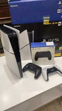Продам Sony PlayStation 5 slim два джойстика 1Tb