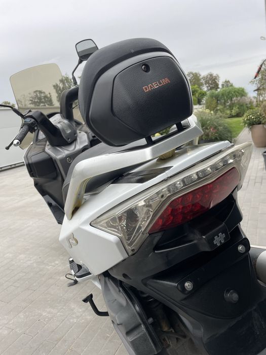 Skuter 125 Daelim S3 biały duży automat max