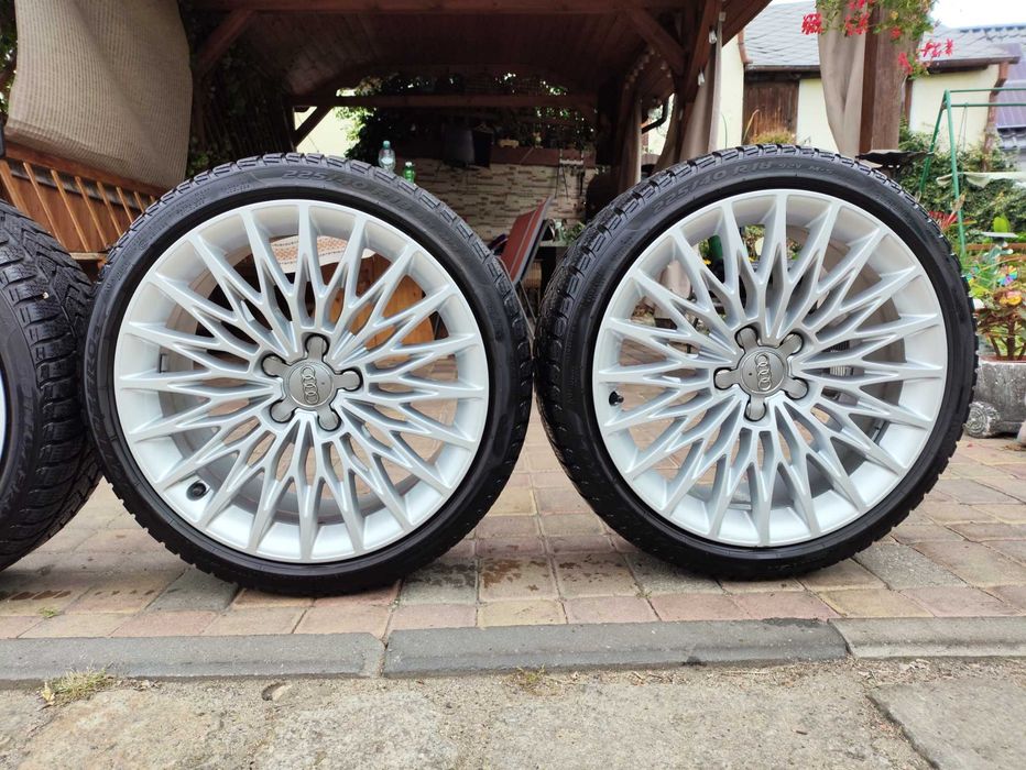 Felgi aluminiowe Alu AUDI A3 S3 S LINE 18 Zima 225/40/18 Pirelli
